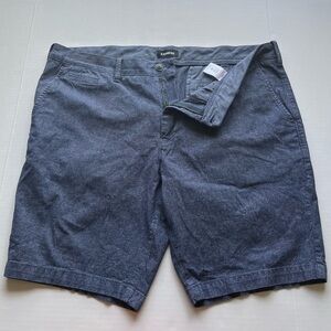 Express Men’s Classic at The Knee 10” Stretch Flat Front Blue Bermuda Shorts 40